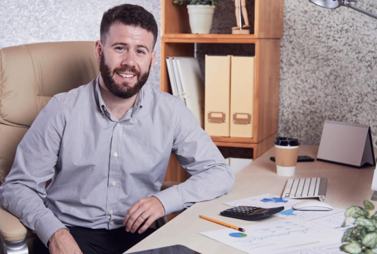 Tobias Grünfeld, Datenanalyse und Budgetmethodik